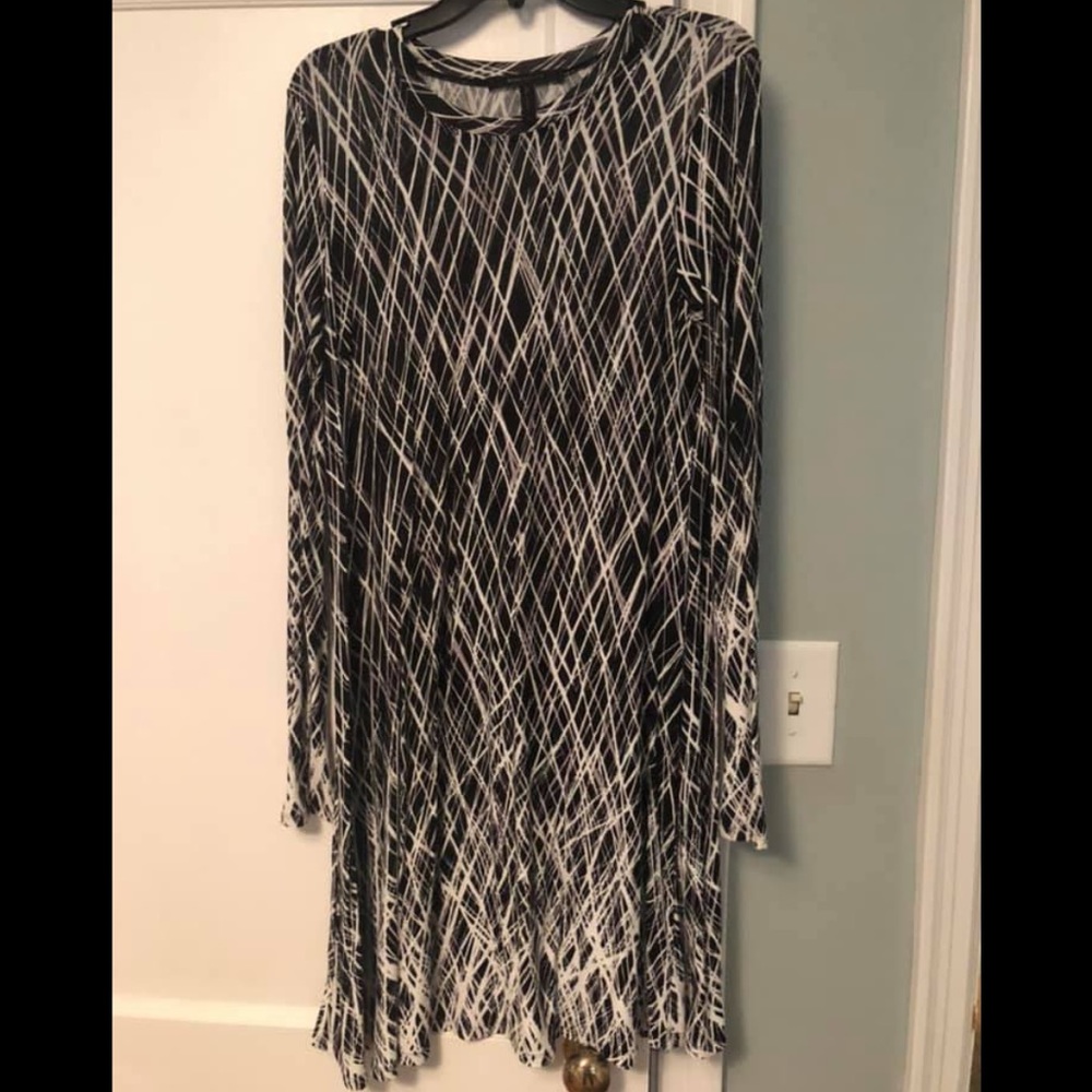 BCBG MAXAZRIA jersey swing dress